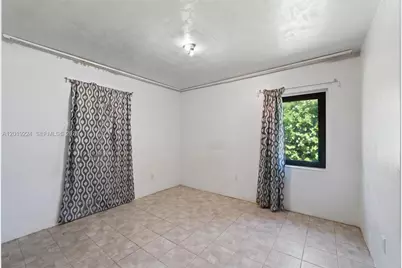 511 Dunad Ave, Opa Locka, FL 33054 - Photo 31