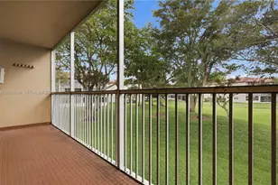 151 SW 134th Way, Pembroke Pines, FL 33027 - Photo 15