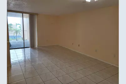 10801 SW 109th Ct #D305, Miami, FL 33176 - Photo 5