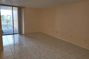 10801 SW 109th Ct, Miami, FL 33176 - Photo 5
