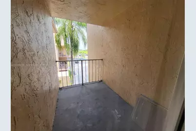 10801 SW 109th Ct #D305, Miami, FL 33176 - Photo 11