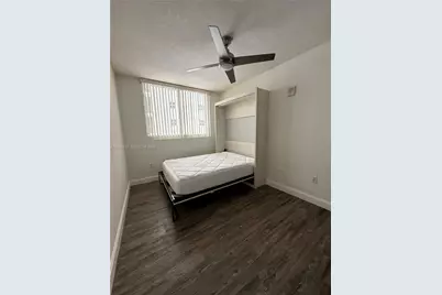 170 SE 14th St #1205, Miami, FL 33131 - Photo 13