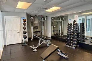 170 SE 14th St, Miami, FL 33131 - Photo 25