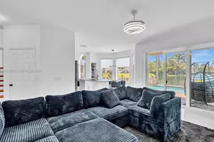 18442 NW 12th St, Pembroke Pines, FL 33029 - Photo 15
