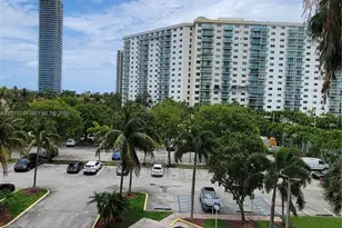 19380 Collins Ave, Sunny Isles Beach, FL 33160 - Photo 19