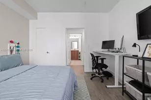 79 SW 12th St, Miami, FL 33130 - Photo 23