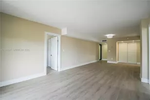 6960 Rue Vendome, Miami Beach, FL 33141 - Photo 5
