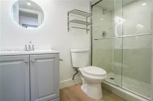 6960 Rue Vendome, Miami Beach, FL 33141 - Photo 17