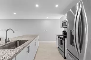 21110 NW 39th Ave, Miami Gardens, FL 33055 - Photo 17