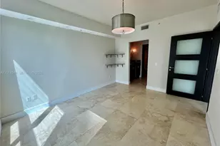 300 S Biscayne Blvd, Miami, FL 33131 - Photo 9