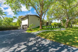 7920 SW 132nd St, Pinecrest, FL 33156 - Photo 3