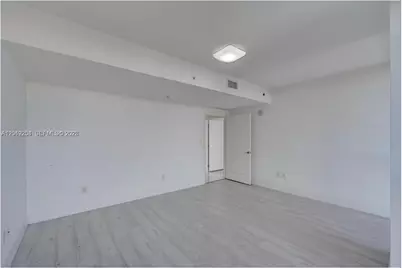 400 Sunny Isles Blvd #801, Sunny Isles Beach, FL 33160 - Photo 27