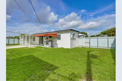 9494 SW 39th St, Miami, FL 33165 - Photo 15