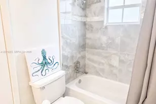 11461 Lakeview Dr, Coral Springs, FL 33071 - Photo 11