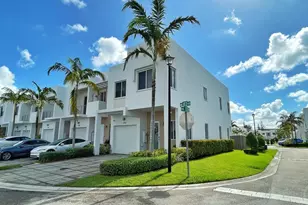 7243 NW 103rd Path, Doral, FL 33178 - Photo 1