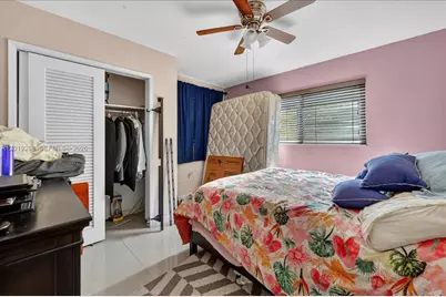 2115 NE 37th Dr #120, Fort Lauderdale, FL 33308 - Photo 17