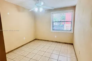 10241 NW 9th St Cir, Miami, FL 33172 - Photo 7