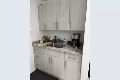 1917 NW 20th St, Miami, FL 33142 - Photo 27