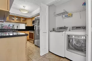 7957 NW 7th Ct, Plantation, FL 33324 - Photo 11