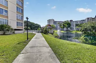 7041 Environ Blvd, Lauderhill, FL 33319 - Photo 29