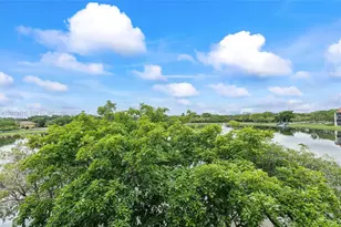 13700 SW 14th St, Pembroke Pines, FL 33027 - Photo 35