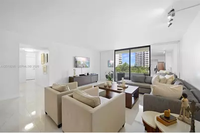 500 Three Islands Blvd #206, Hallandale Beach, FL 33009 - Photo 3