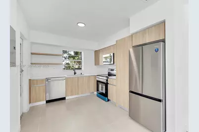 1130 102nd St #1, Bay Harbor Islands, FL 33154 - Photo 5