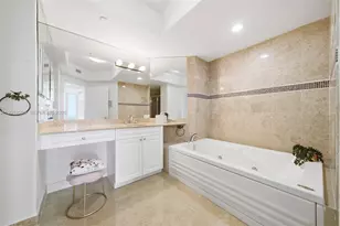 4779 Collins Ave, Miami Beach, FL 33140 - Photo 11