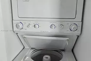 2475 NW 16th St Rd, Miami, FL 33125 - Photo 15