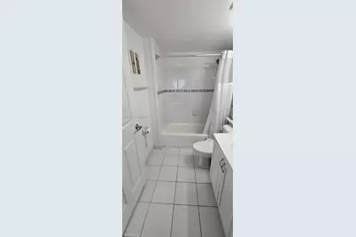 2475 NW 16th St Rd #504, Miami, FL 33125 - Photo 21