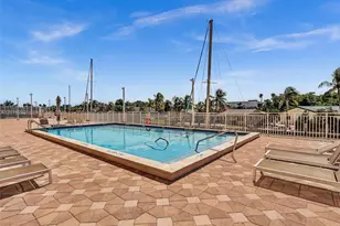 2450 NE 135th St, North Miami, FL 33181 - Photo 25
