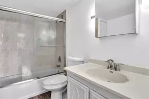 2450 NE 135th St, North Miami, FL 33181 - Photo 21