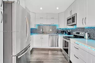2450 NE 135th St, North Miami, FL 33181 - Photo 11