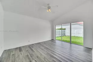 535 Somerset Way, Weston, FL 33326 - Photo 15