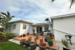 3245 Village Green Dr, Miami, FL 33175 - Photo 25