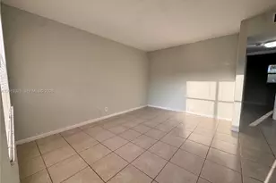 101 NE 41st St, Oakland Park, FL 33334 - Photo 1
