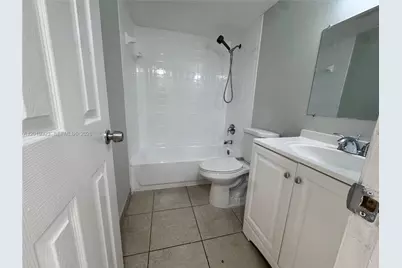 101 NE 41st St #A9, Oakland Park, FL 33334 - Photo 5