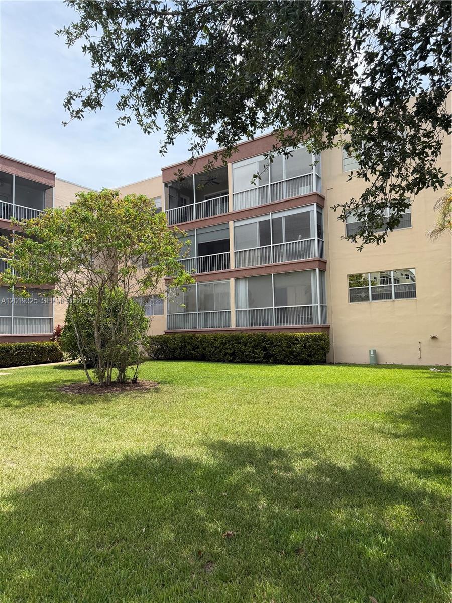 6701 Cypress Rd #109 - 6701 Cypress Rd #109, Plantation, FL 33317 Luxury Property | Jose Angel Pina
