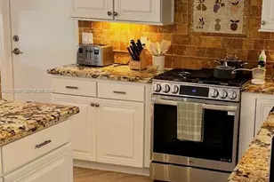 125 W Sunrise Ave, Coral Gables, FL 33133 - Photo 9