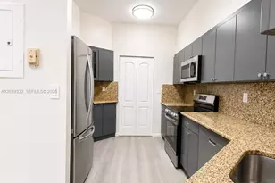 8816 Collins Ave, Surfside, FL 33154 - Photo 5