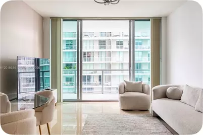1111 SW 1 Ave #2215, Miami, FL 33130 - Photo 5