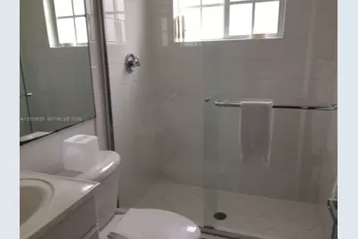 290 Sunrise Dr #208, Key Biscayne, FL 33149 - Photo 17