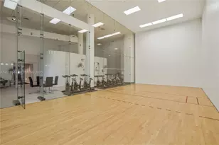 16500 Collins Ave, Sunny Isles Beach, FL 33160 - Photo 11