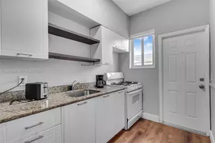 8100 Harding Ave, Miami Beach, FL 33141 - Photo 9