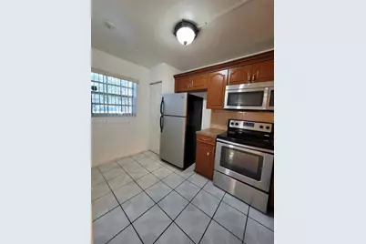 426 NE 210th Cir Ter #106-2, Miami, FL 33179 - Photo 7