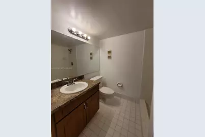426 NE 210th Cir Ter #106-2, Miami, FL 33179 - Photo 15