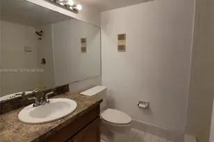 426 NE 210th Cir Terrace, Miami, FL 33179 - Photo 15