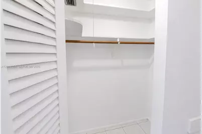 7135 Collins Ave #912, Miami Beach, FL 33141 - Photo 23