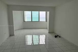 7135 Collins Ave, Miami Beach, FL 33141 - Photo 9