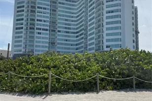 7135 Collins Ave, Miami Beach, FL 33141 - Photo 29